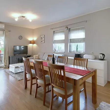 Apartment Ana By Rent Istria